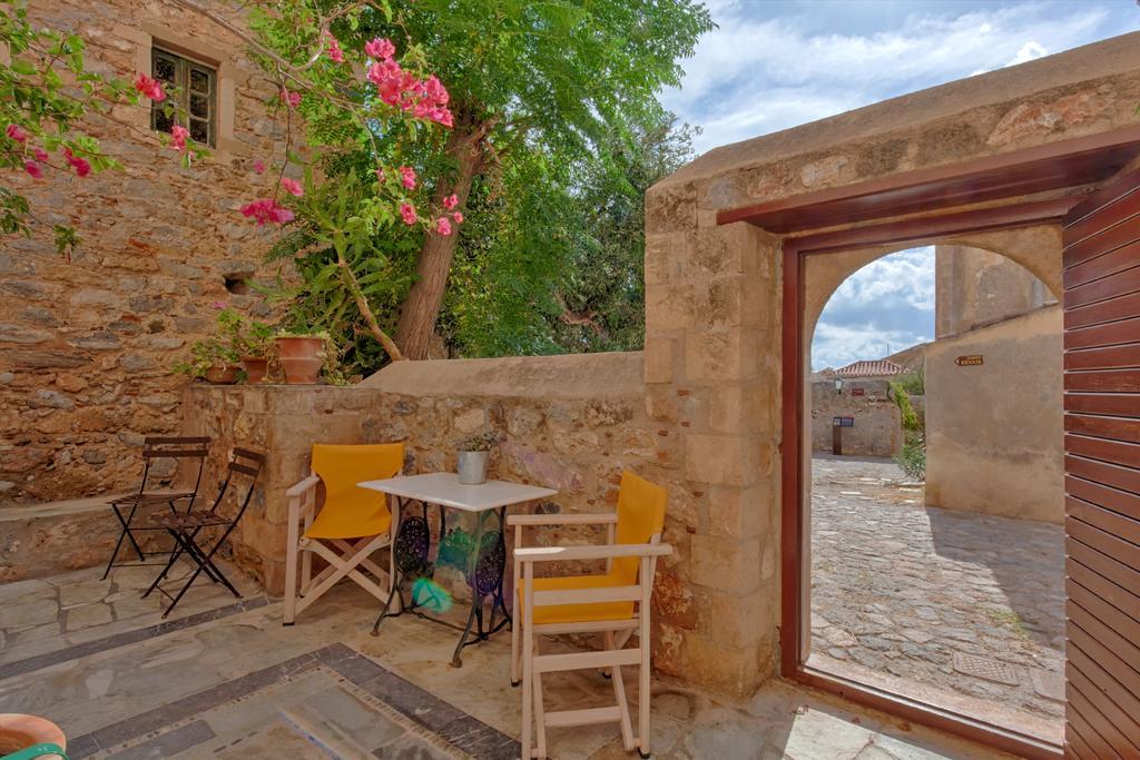 Dorovinis Monemvasia Castlehouses エクステリア 写真
