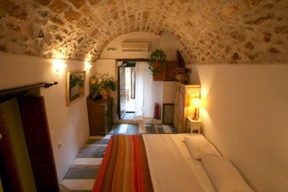 Dorovinis Monemvasia Castlehouses エクステリア 写真